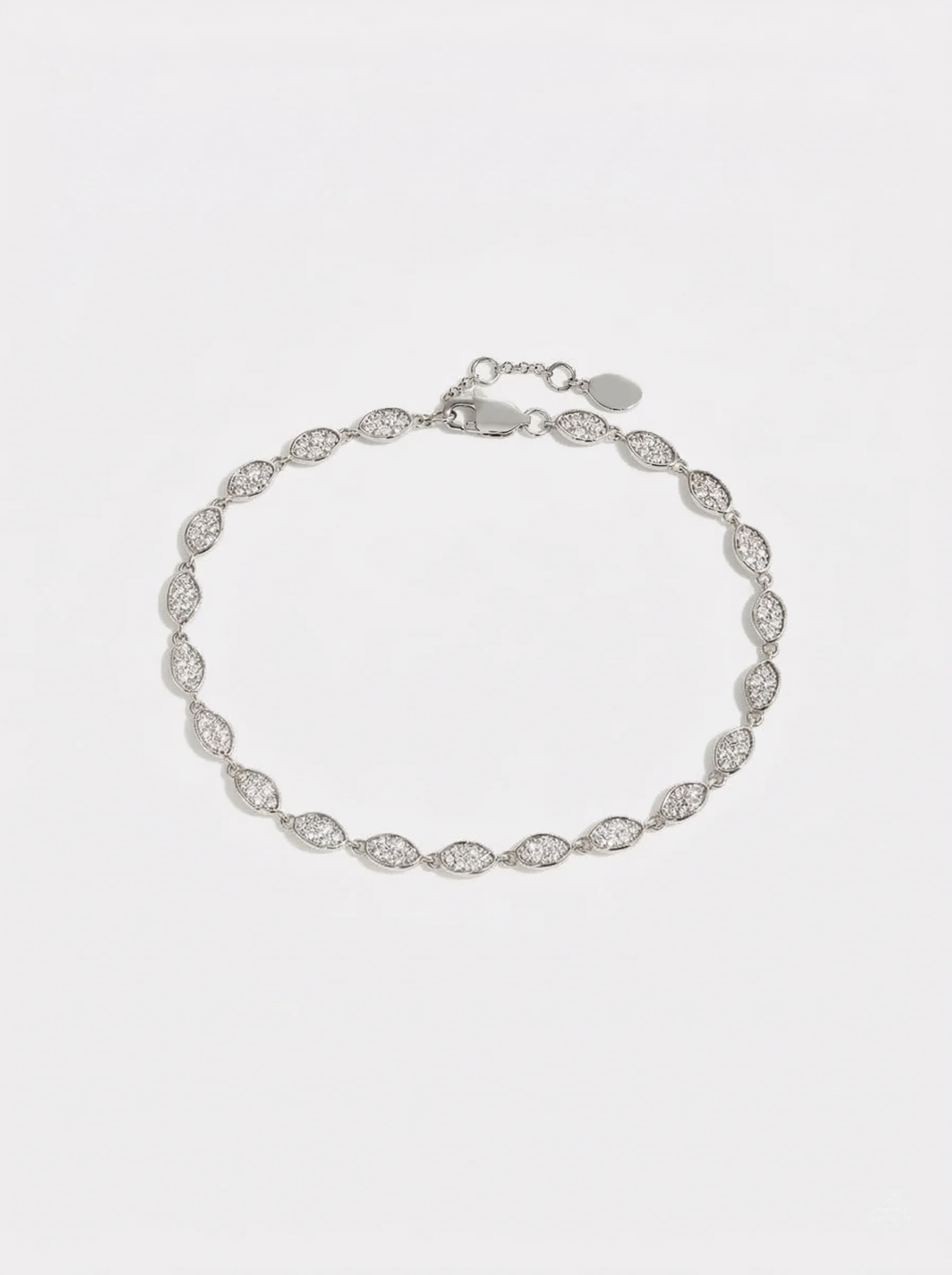 Cluster Diamond Bracelet - White Gold | 18cm
